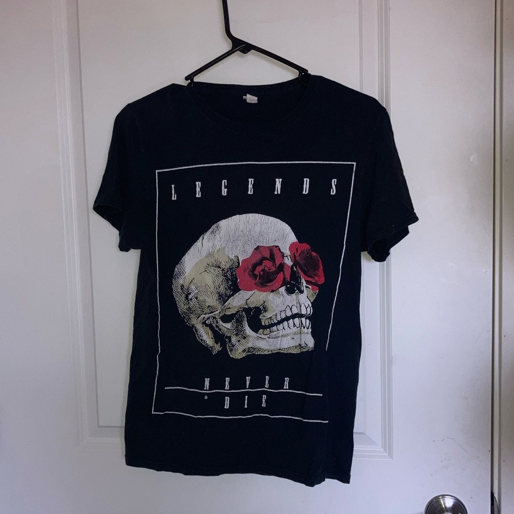 Legends never die, black, graphic tee
